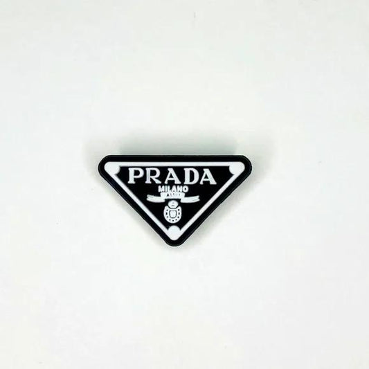 Pins Prada